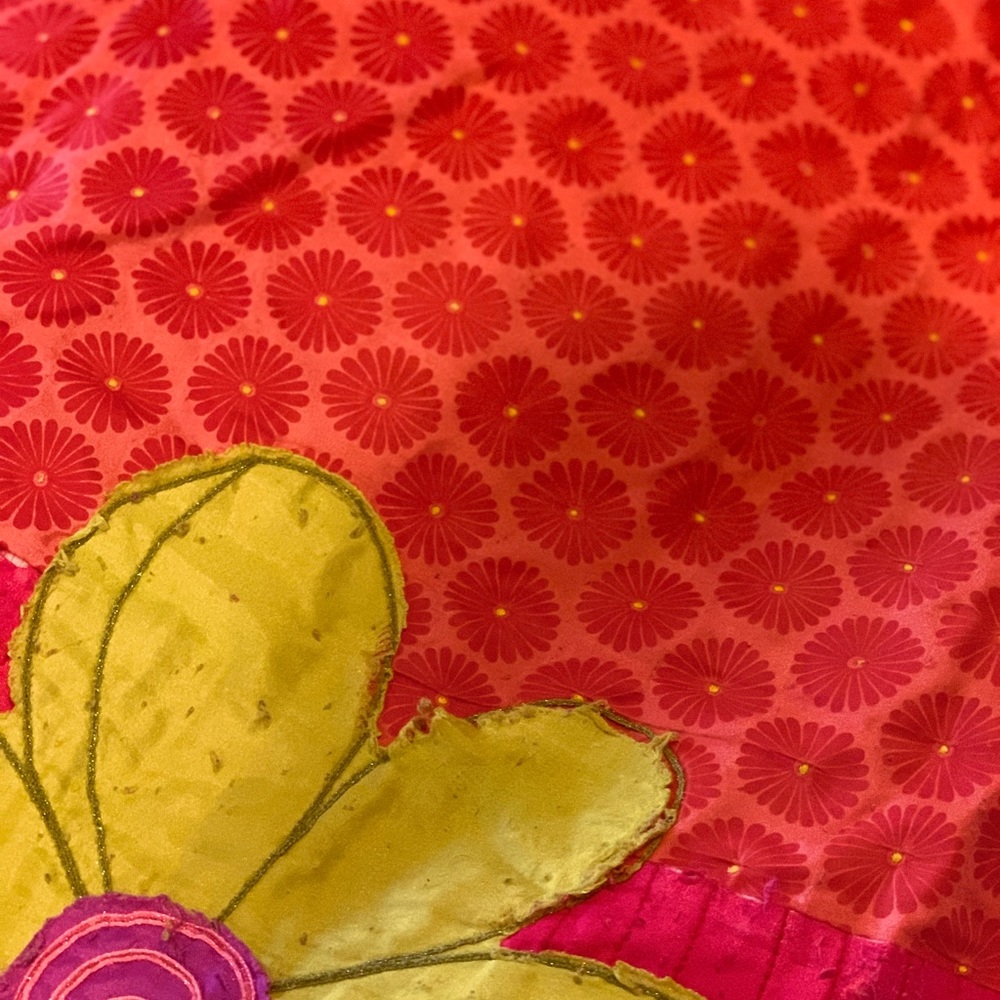 KOKO Queen Bed Flower Duvet - Picture 4 of 5